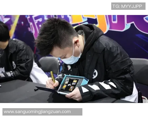 李伟专访:从新手到职业选手的CSGO成长之路与心路历程分享